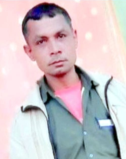 16जेएनडी36: मृतक सतीश का फोटो। संवाद