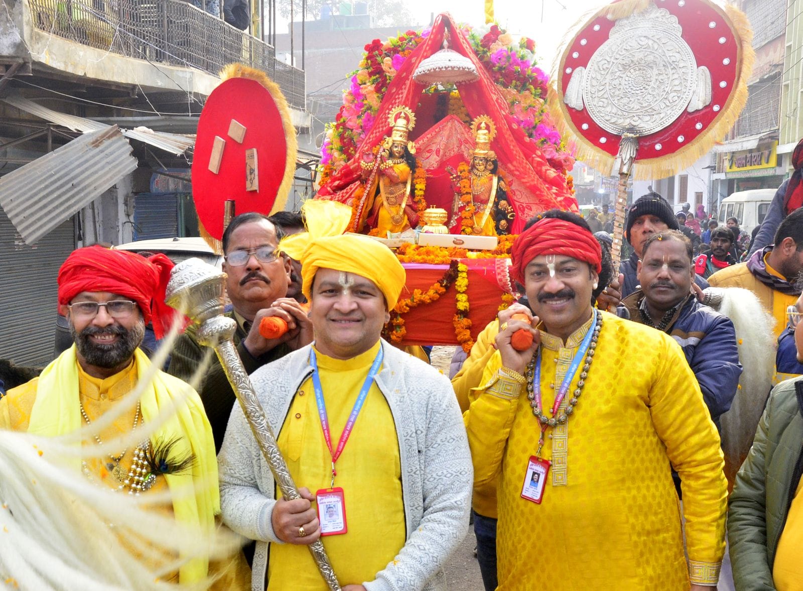 बिरूआबाड़ी मंदिर में श्रीराम उत्सव को लेकर की जा रही तैयारियां। संवाद