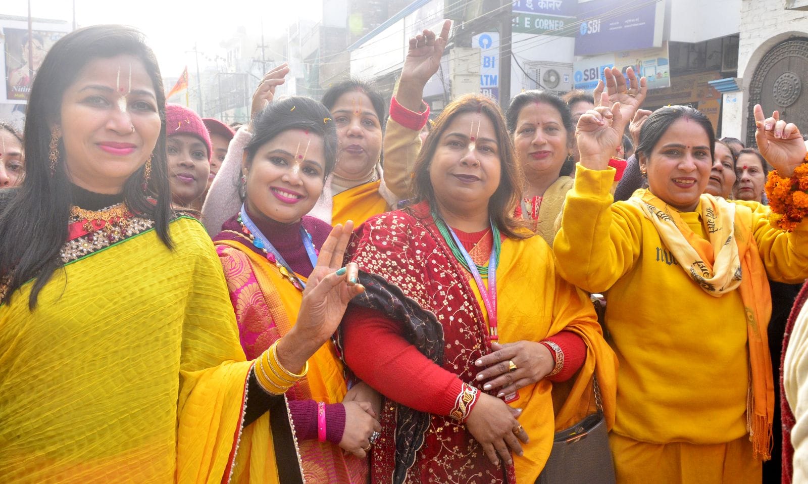 बिरूआबाड़ी मंदिर में श्रीराम उत्सव को लेकर की जा रही तैयारियां। संवाद