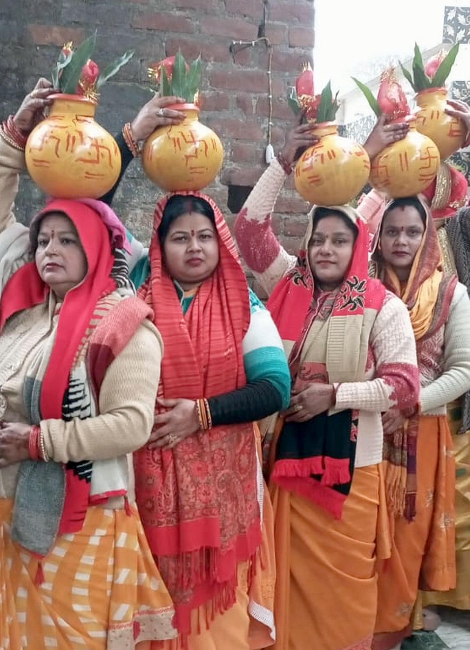 ओम बाबू। ओम बाबू।