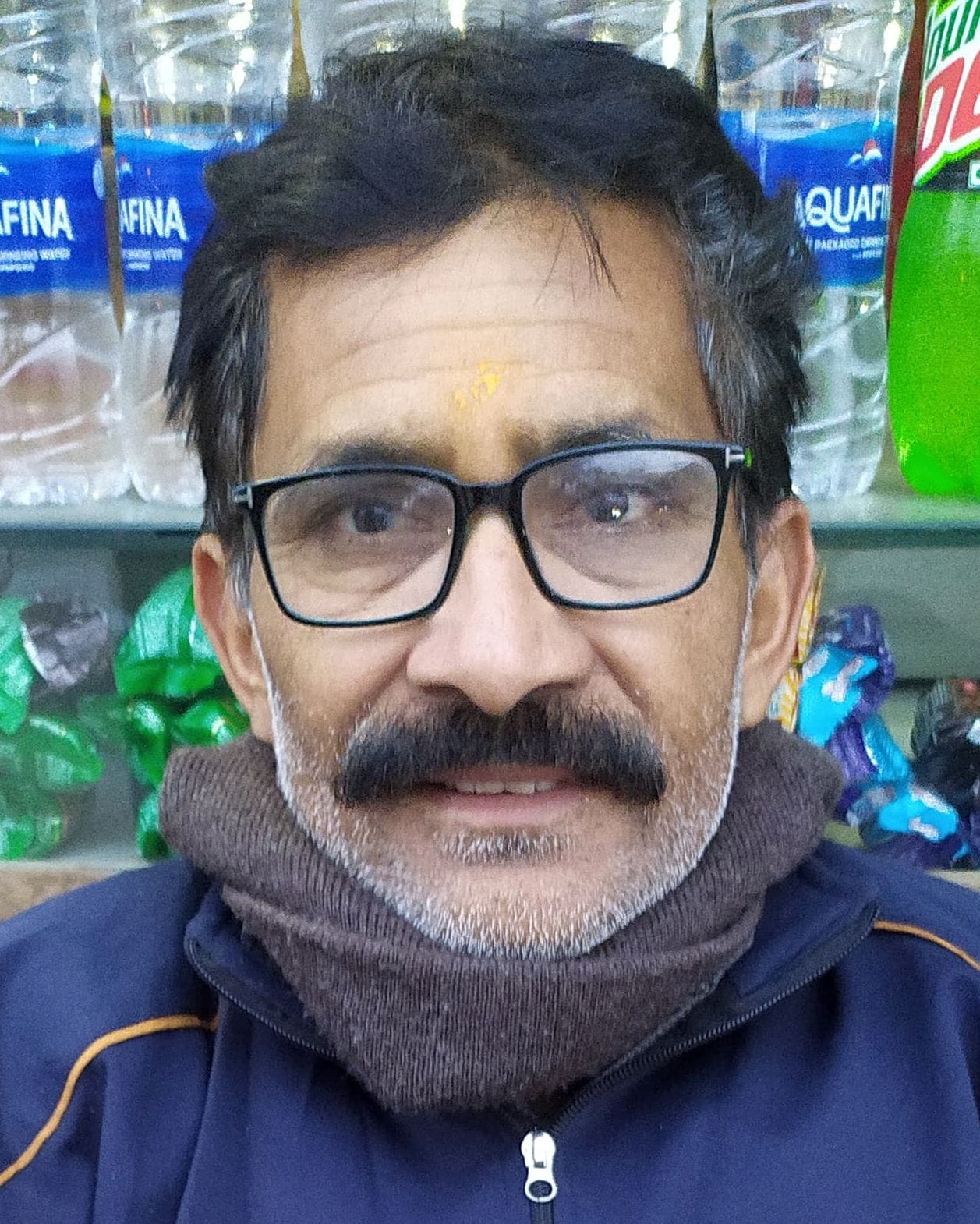 सीएचसी में उपकरणों के अभाव में निष्प्रयोज्य पड़ी डेंटल चेयर । संवाद