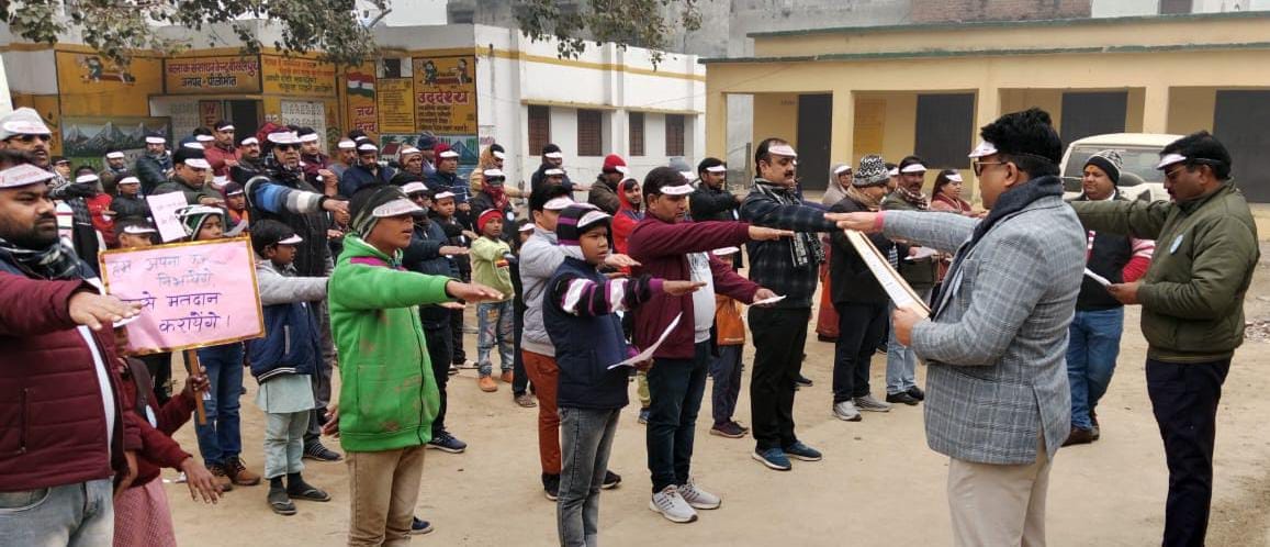 बीसलपुर में उत्कृष्ट कार्य करने वाले बीएलओ को दिए गए प्रशस्ति पत्र । संवाद बीसलपुर में उत्कृष्ट कार्य करने वाले बीएलओ को दिए गए प्रशस्ति पत्र । संवाद