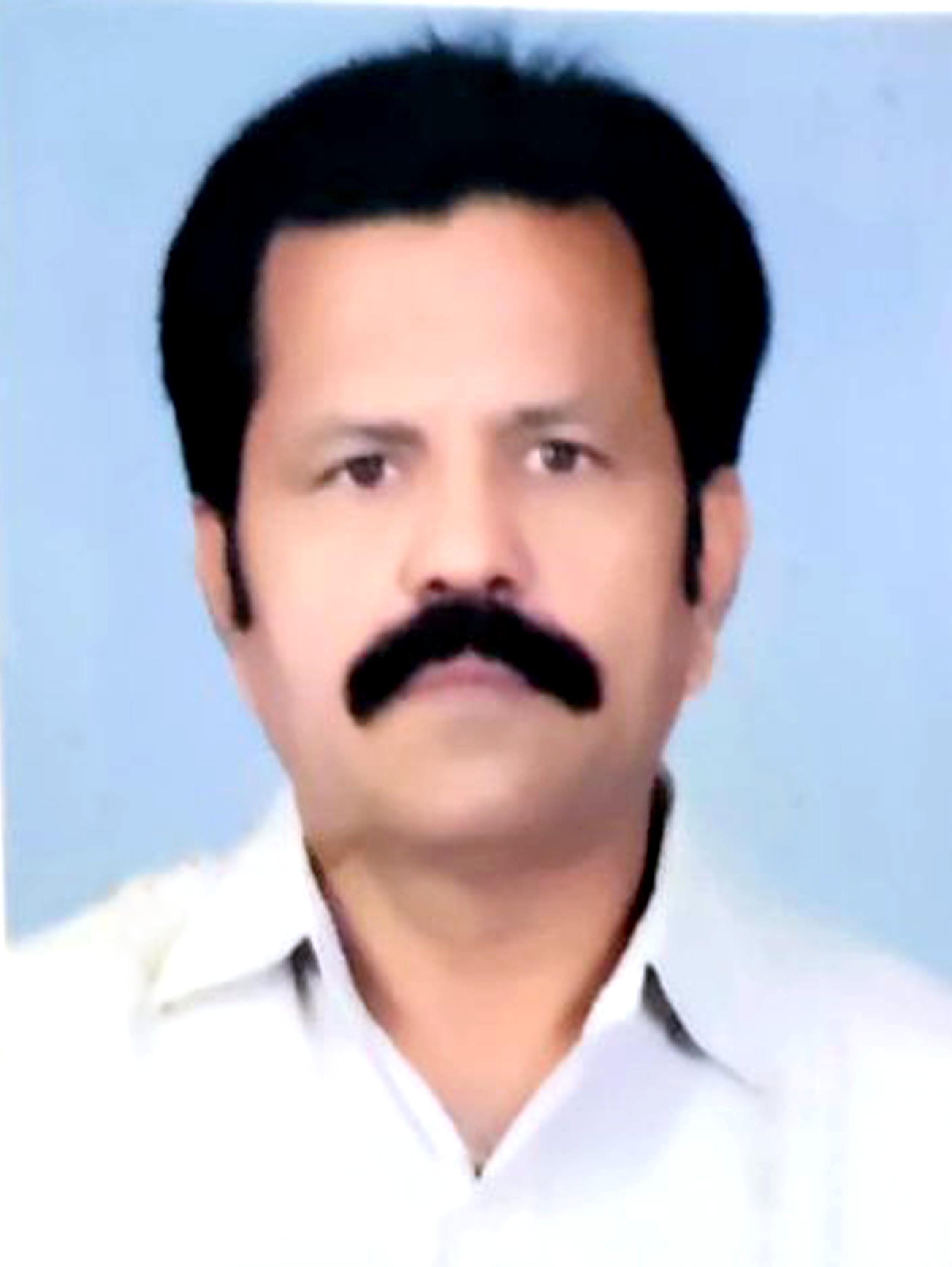 अंबाला सिटी के सेक्टर-10 में बनाए गए 25 प्रतिशत रिहायशी भवनों में उगी जंगली घास व खड़े विशाल पे अंबाला सिटी के सेक्टर-10 में बनाए गए 25 प्रतिशत रिहायशी भवनों में उगी जंगली घास व खड़े विशाल पे