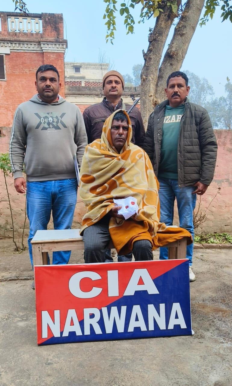 01जेएनडी11: पुलिस गिरफ्त में आरोपी रोनी।