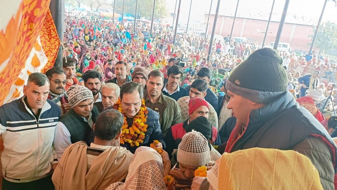 04जेएनडी15: बाबा फुल्लू साध गोशाला में आयोजित कार्यक्रम में पहुंचे सांसद बृजेंद्र सिंह। संवाद 04जेएनडी15: बाबा फुल्लू साध गोशाला में आयोजित कार्यक्रम में पहुंचे सांसद बृजेंद्र सिंह। संवाद