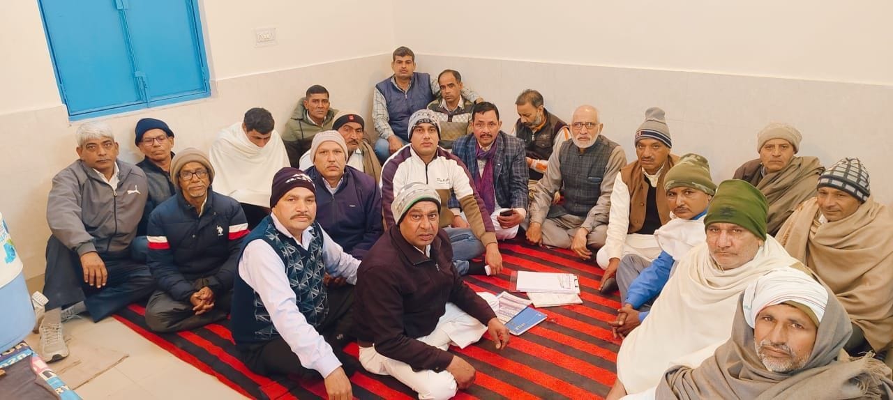 फोटो 01. सोनीपत के गोहाना रोड स्थित जिला कार्यालय में बैठक करते हरियाणा गर्व. पीडब्ल्यूडी मैकेन फोटो 01. सोनीपत के गोहाना रोड स्थित जिला कार्यालय में बैठक करते हरियाणा गर्व. पीडब्ल्यूडी मैकेन