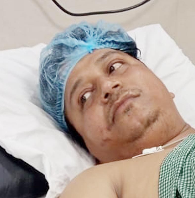 उझानी में इसी मैरिज होम में फटा था सिलिंडर। संवाद उझानी में इसी मैरिज होम में फटा था सिलिंडर। संवाद
