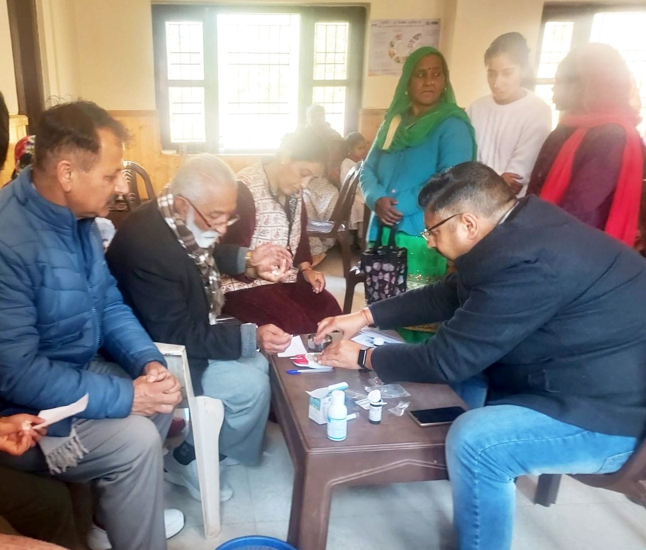 सोलन के बोहली में भारत विकास परिषद की ओर से आयोजित मातृ शक्ति सं सोलन के बोहली में भारत विकास परिषद की ओर से आयोजित मातृ शक्ति सं