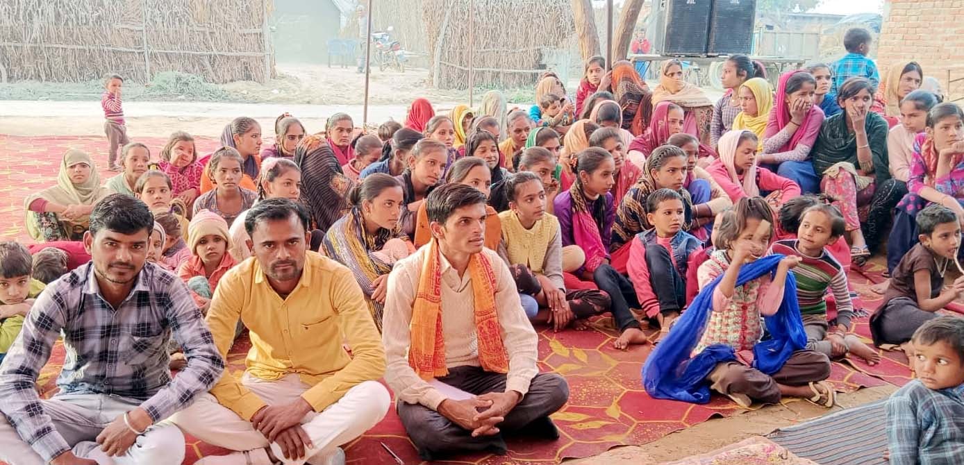 रुकंदीनगर में भागवत कथा सुनाते सचिन शास्त्री। संवाद