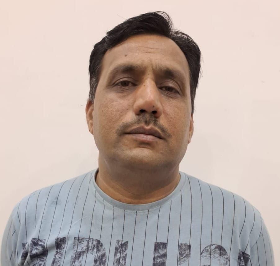 16जेएनडी33: राजेश वशिष्ठ।