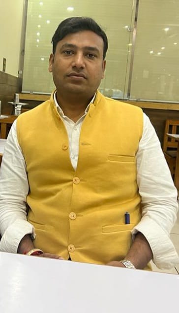 आर्किटेक्ट व वास्तु विशेषज्ञ विक्की राणा। संवाद आर्किटेक्ट व वास्तु विशेषज्ञ विक्की राणा। संवाद