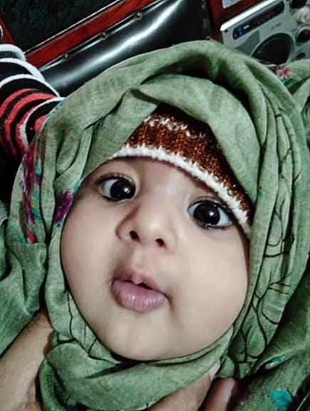 विलाप करते साबरीन के परिजन। विलाप करते साबरीन के परिजन।