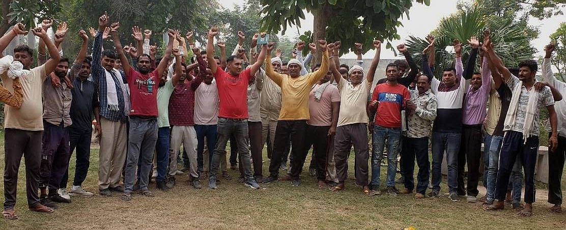 22जेएनडी32: मामले को लेकर रोष जताते हुए जन स्वास्थ्य विभाग की यूनियन के पदाधिकारी। संवाद 22जेएनडी32: मामले को लेकर रोष जताते हुए जन स्वास्थ्य विभाग की यूनियन के पदाधिकारी। संवाद