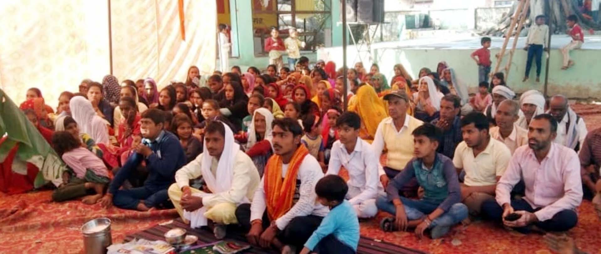 कथा सुनाती मानसी शास्त्री। संवाद