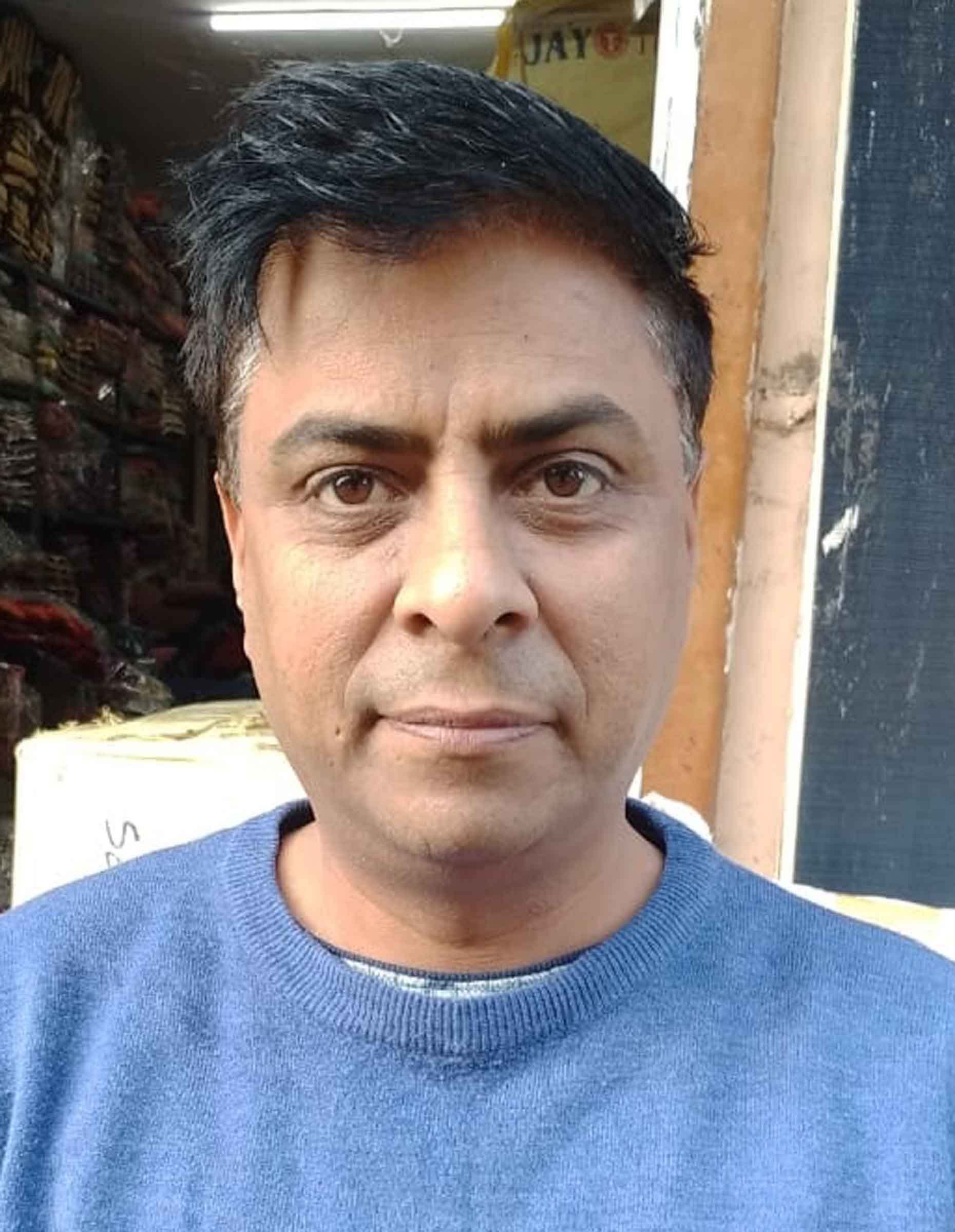 अंबाला सिटी जगाधरी गेट क्षेत्र में स्थित सुलभ शौचालय के सामने फैली गंदगी। अंबाला सिटी जगाधरी गेट क्षेत्र में स्थित सुलभ शौचालय के सामने फैली गंदगी।