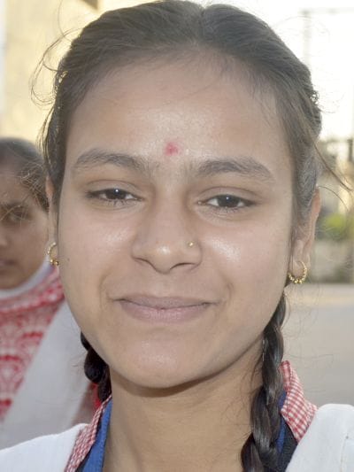 जीजीआईसी परीक्षा केंद्र से परीक्षा देकर निकलते परीक्षार्थी। संवाद जीजीआईसी परीक्षा केंद्र से परीक्षा देकर निकलते परीक्षार्थी। संवाद
