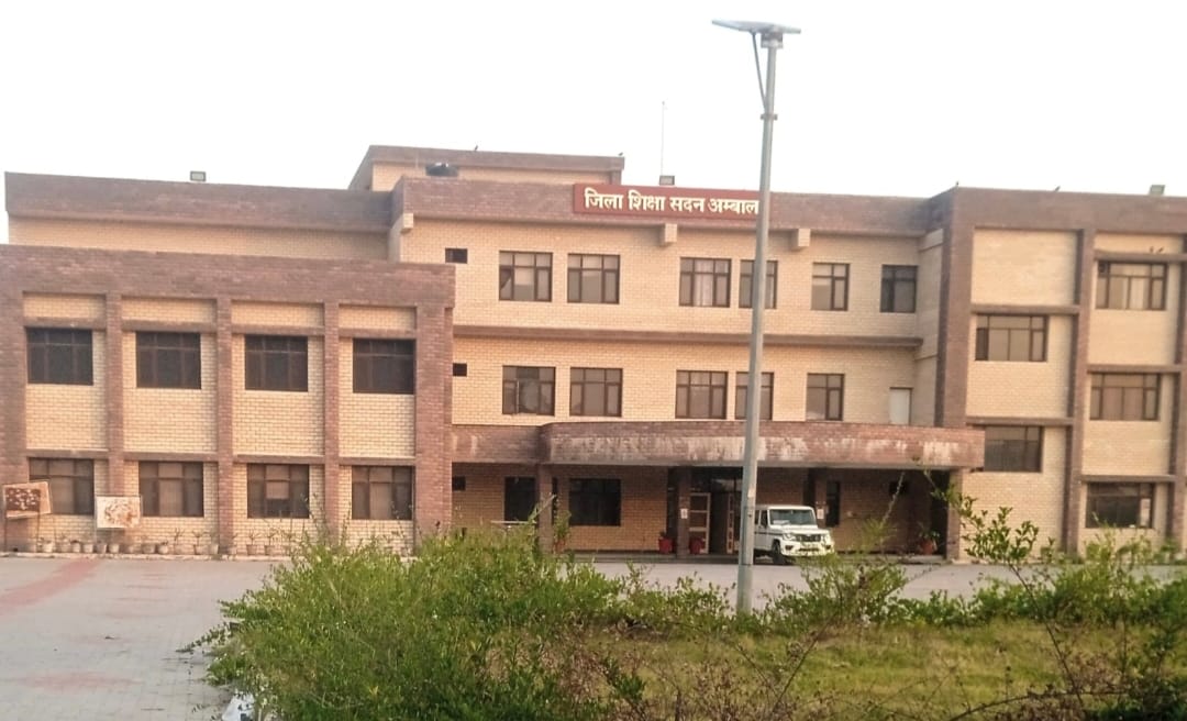 सुरेश कुमार, जिल शिक्षा अधिकारी, अंबाला।