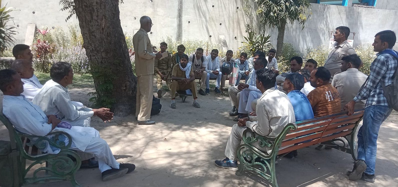 घोषणा के कई माह बाद भी ग्रामीण चौकीदारों के ईएसआई व पीएफ कार्ड नहीं नहीं किए जारी -देश के संसाध