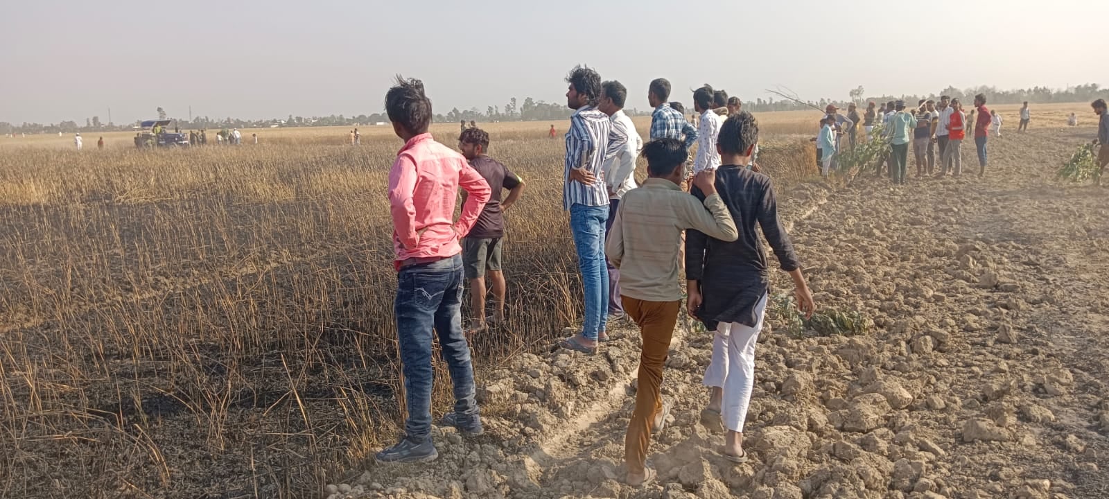 मेडिकल कॉलेज में भर्ती आग से झुलसा बच्चा । संवाद मेडिकल कॉलेज में भर्ती आग से झुलसा बच्चा । संवाद