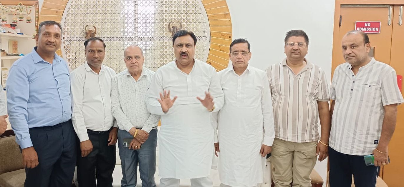 08जेएनडी02: व्यापारी प्रतिनिधियों को संबोधित करते हुए हरियाणा प्रदेश कांग्रेस कमेटी के प्रदेश 08जेएनडी02: व्यापारी प्रतिनिधियों को संबोधित करते हुए हरियाणा प्रदेश कांग्रेस कमेटी के प्रदेश