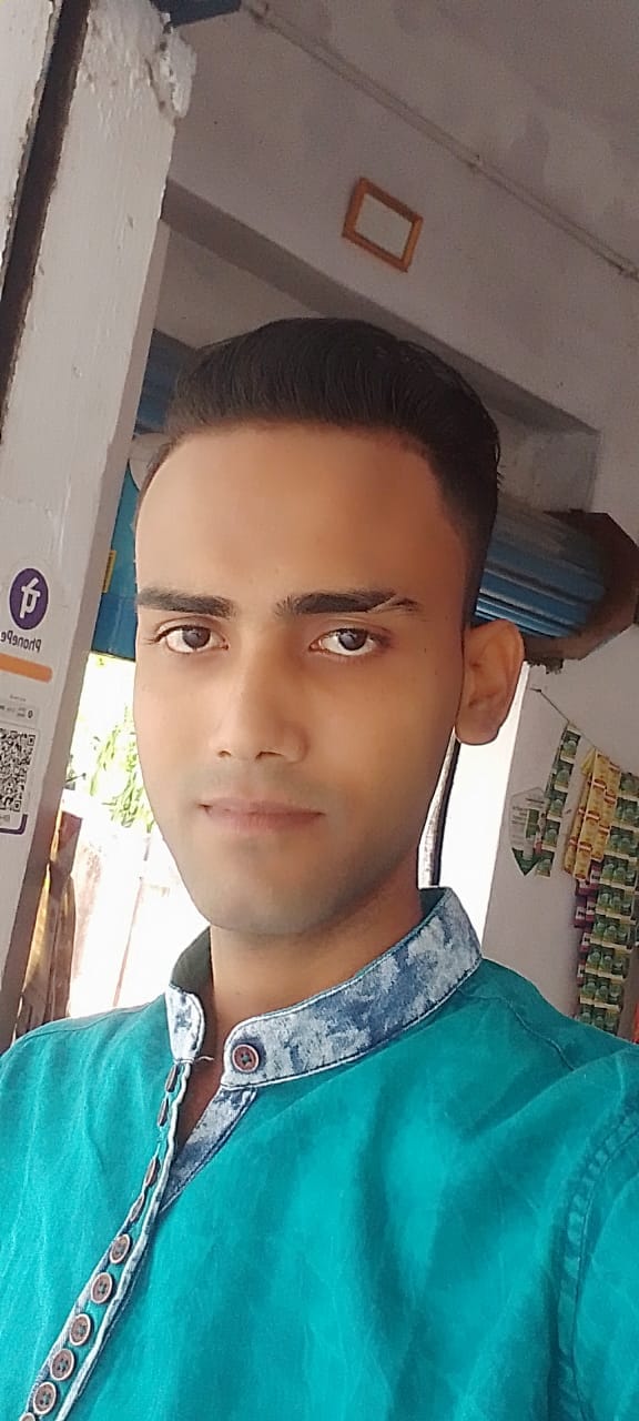 गोमती उद्धगम स्थल पर तैयार किया जा रहा पुल । संवाद