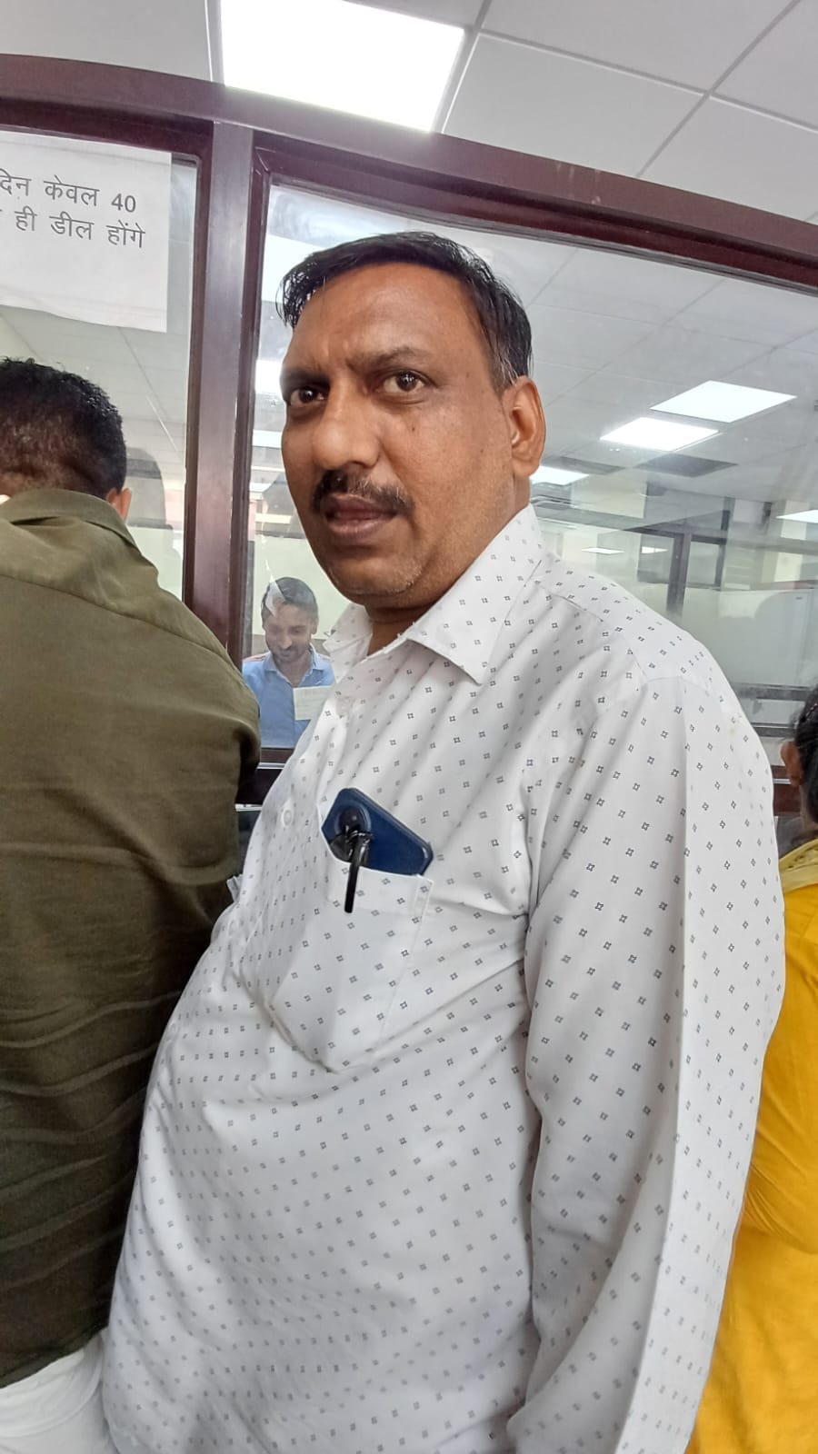अंबाला छावनी तहसील में बंद पड़ा जमाबंदी का पोर्टल और परेशान होते लोग। संवाद अंबाला छावनी तहसील में बंद पड़ा जमाबंदी का पोर्टल और परेशान होते लोग। संवाद