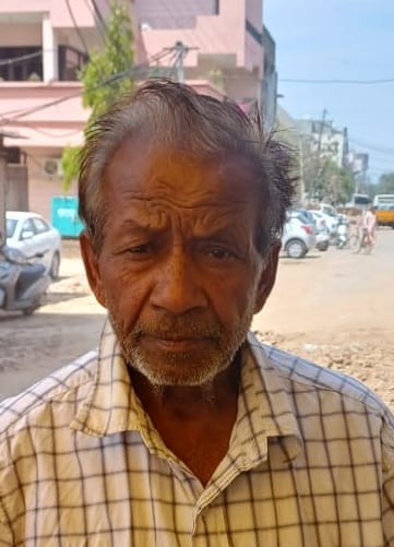 अशोक।