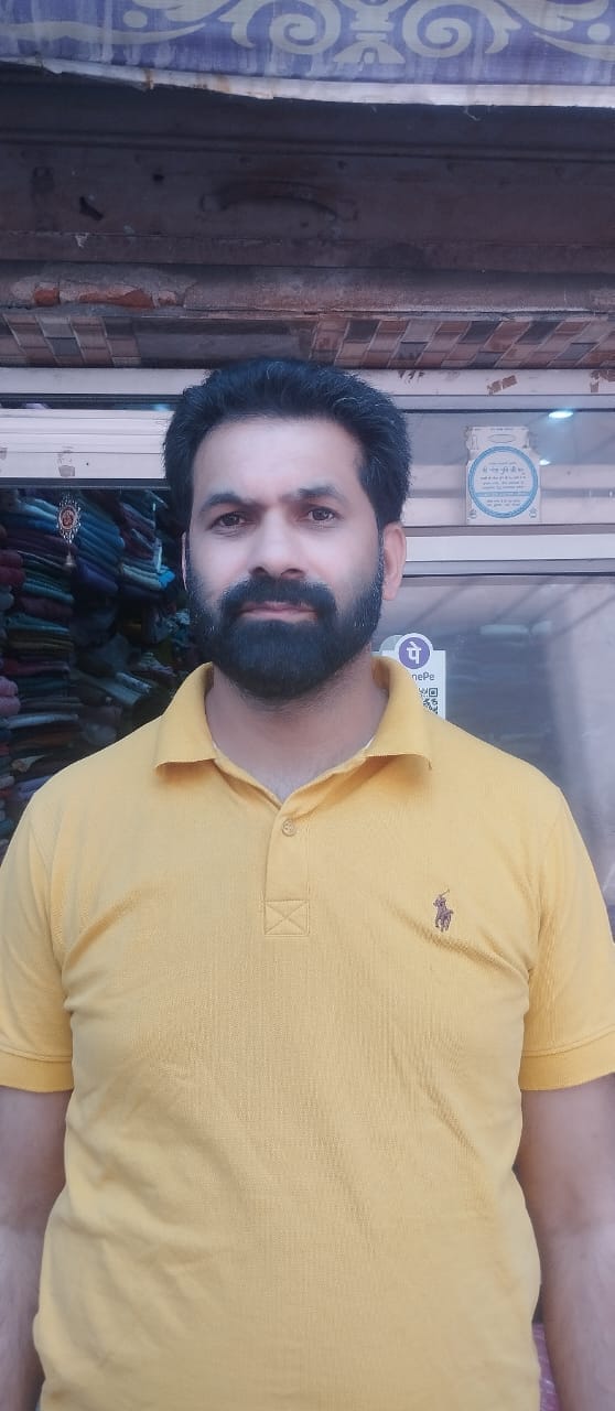 सन्नी। सन्नी।