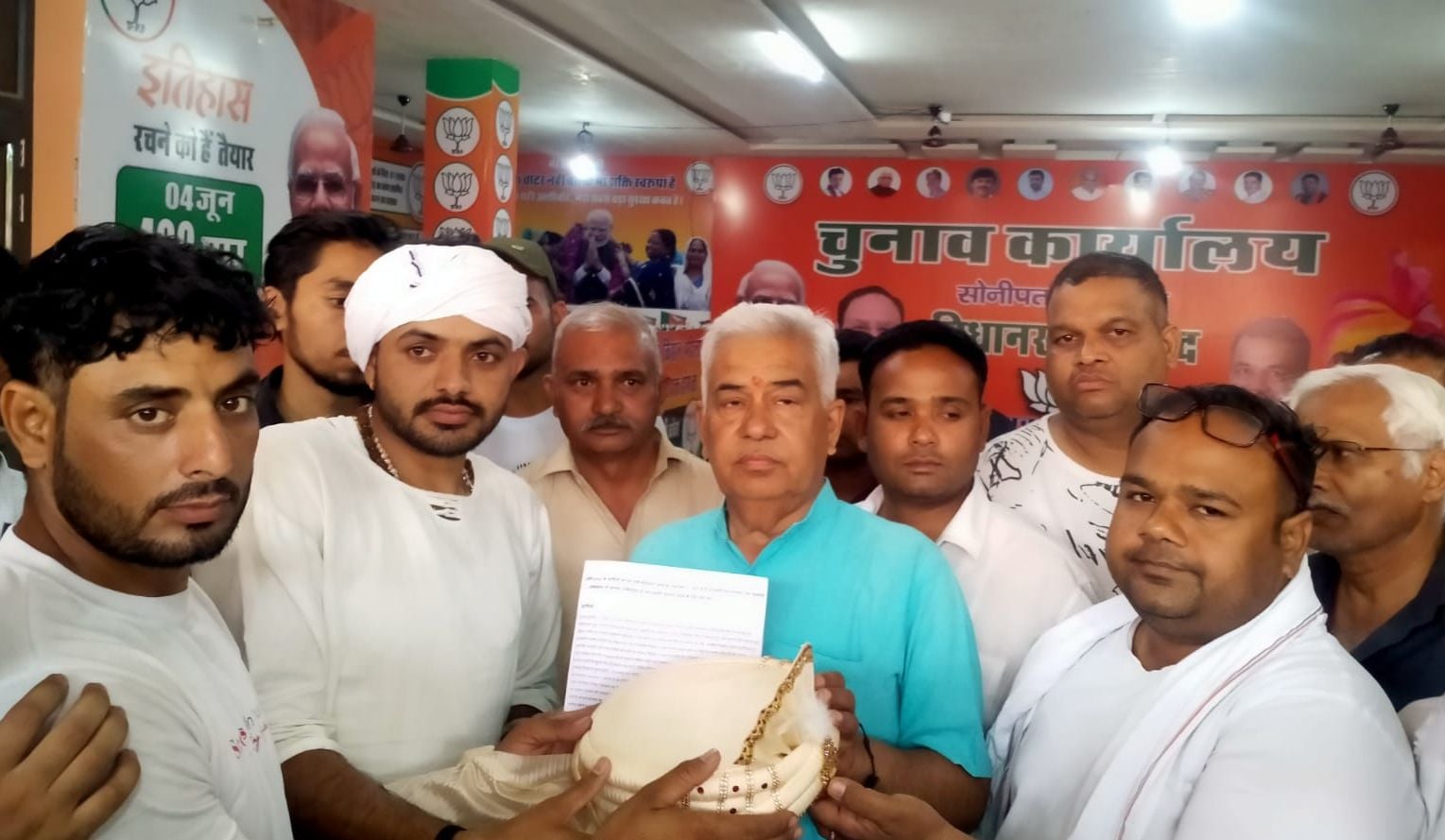 13जेएनडी10 : भाजपा कार्यालय के बाहर प्रदर्शन करते बेरोजगार युवा। संवाद 13जेएनडी10 : भाजपा कार्यालय के बाहर प्रदर्शन करते बेरोजगार युवा। संवाद