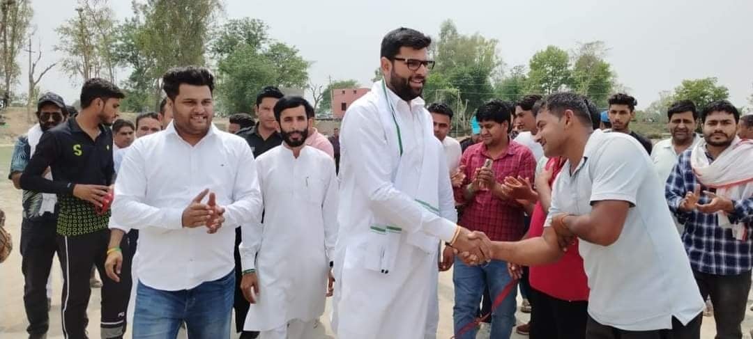 13जेएनडी29: क्रिकेट प्रतियोगिता के शुभारंभ पर सुरबरा पहुंचे जेजेपी प्रधान महासचिव दिग्विजय चौटा 13जेएनडी29: क्रिकेट प्रतियोगिता के शुभारंभ पर सुरबरा पहुंचे जेजेपी प्रधान महासचिव दिग्विजय चौटा