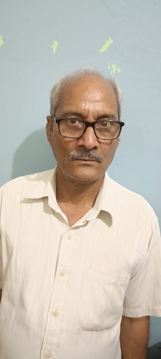 बीसलपुर मैं स्टेशन के सामने अधूरी पड़ी सड़क । संवाद बीसलपुर मैं स्टेशन के सामने अधूरी पड़ी सड़क । संवाद