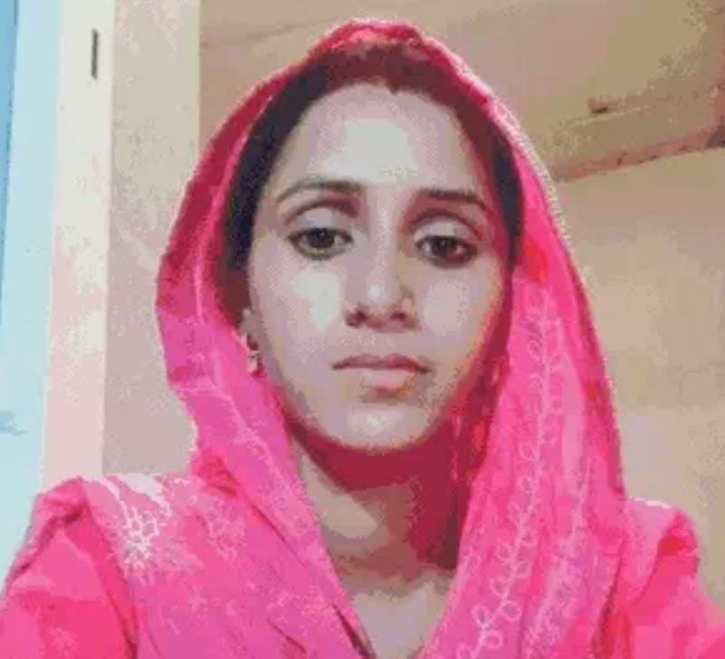 रेवाड़ी। कमल रेवाड़ी। कमल