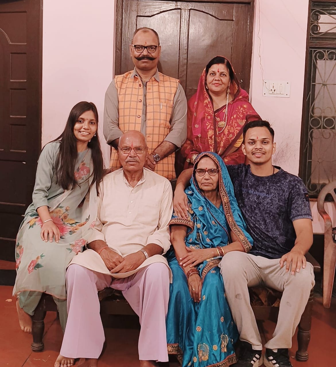 यशवर्धन सिंह चौहान । यशवर्धन सिंह चौहान ।