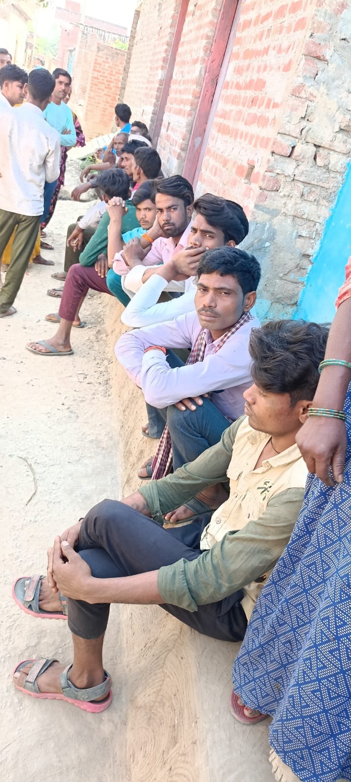 बीसलपुर कें गांव भसुंडा में हादसे में घायल छेदा लाल । संवाद बीसलपुर कें गांव भसुंडा में हादसे में घायल छेदा लाल । संवाद