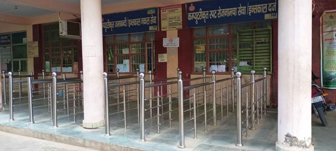 22जेएनडी12-वेबसाइट नहीं चलने से सुनसान पड़ा तहसील कार्यालय। संवाद 22जेएनडी12-वेबसाइट नहीं चलने से सुनसान पड़ा तहसील कार्यालय। संवाद