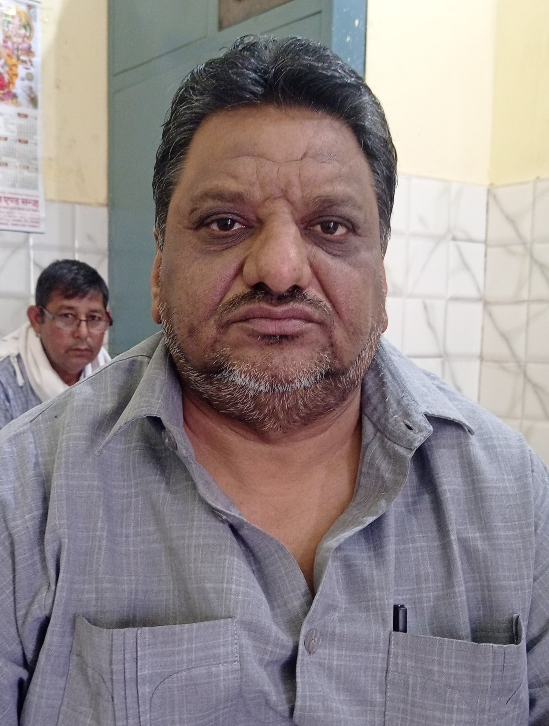 कुरुक्षेत्र। थानेसर अनाज मंडी में बारिश से भीगने से बचने के लिए गेहूं की बोरियों पर ढकी तिरपाल।