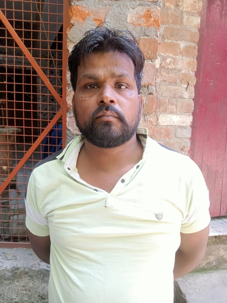 शहर की गुरूद्धारा रोड स्थित बंद पड़ा नलकूप । संवाद शहर की गुरूद्धारा रोड स्थित बंद पड़ा नलकूप । संवाद