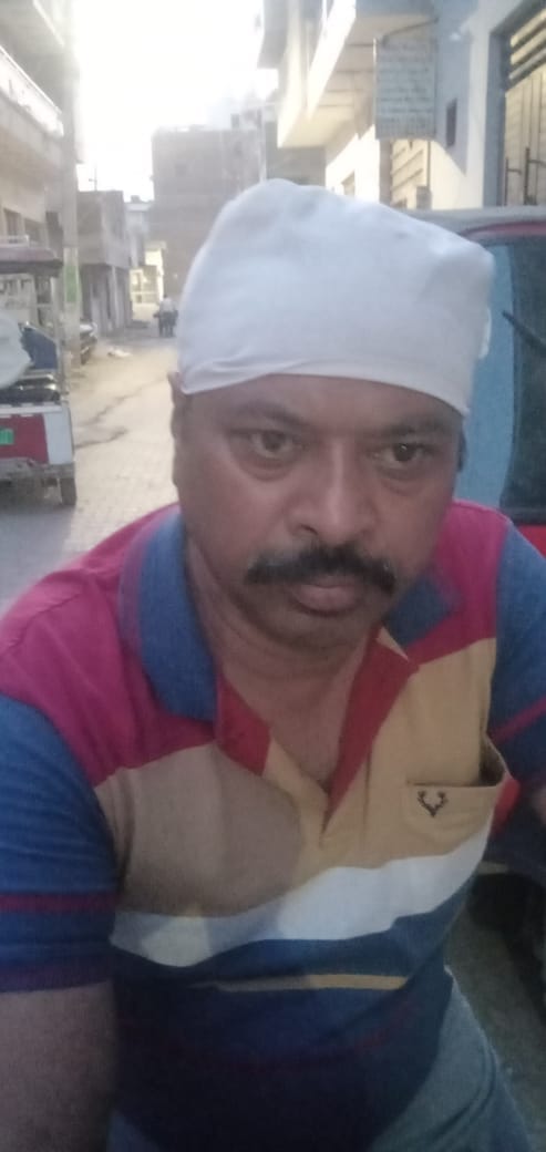 छावनी के अमरपुरी में खाली प्लाट में लगा गंदगी का ढेर छावनी के अमरपुरी में खाली प्लाट में लगा गंदगी का ढेर
