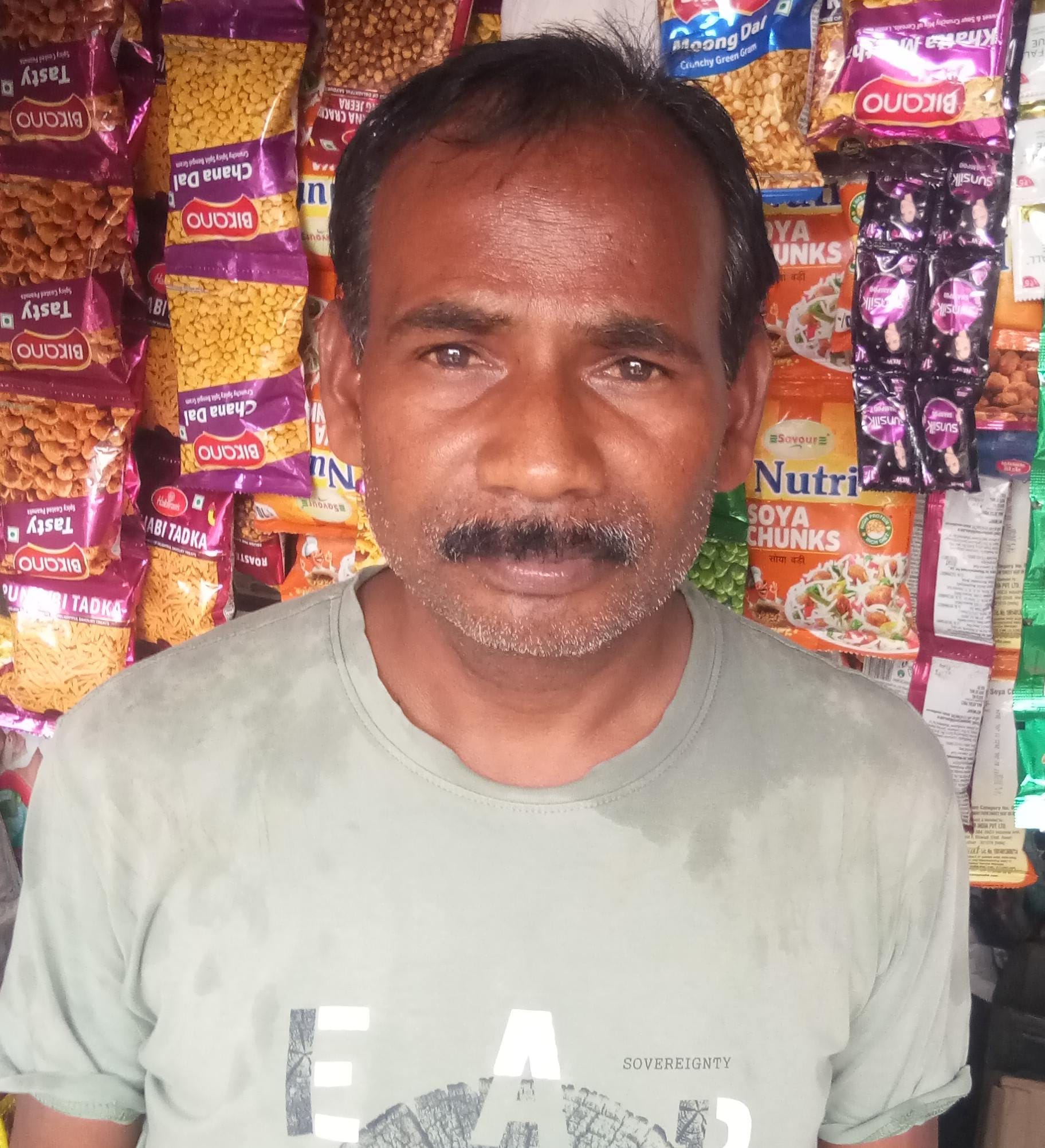 फोटो संख्या:60- महेश यादव--स्रोत--संवाद