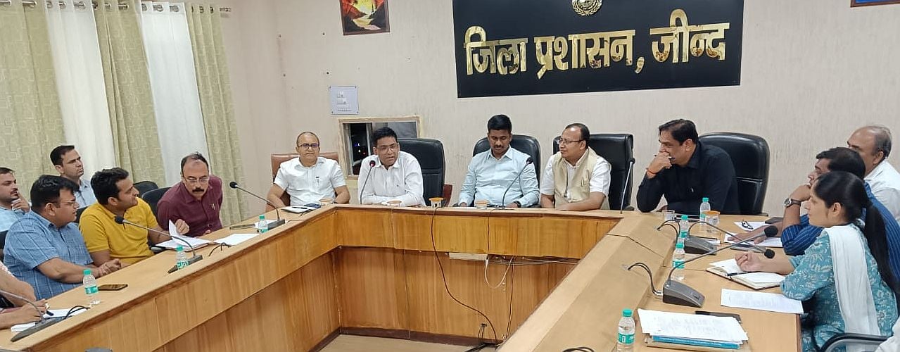 30जेएनडी05: एक्सपेंडिचर मॉनिटरिंग टीम व संबंधित अधिकारियों की बैठक लेते हुए एक्सपेंडिचर ऑब्जर्व 30जेएनडी05: एक्सपेंडिचर मॉनिटरिंग टीम व संबंधित अधिकारियों की बैठक लेते हुए एक्सपेंडिचर ऑब्जर्व