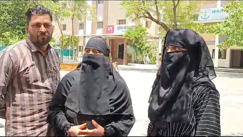 हाईटेंशन की चपेट से हुई बेटी की मौत