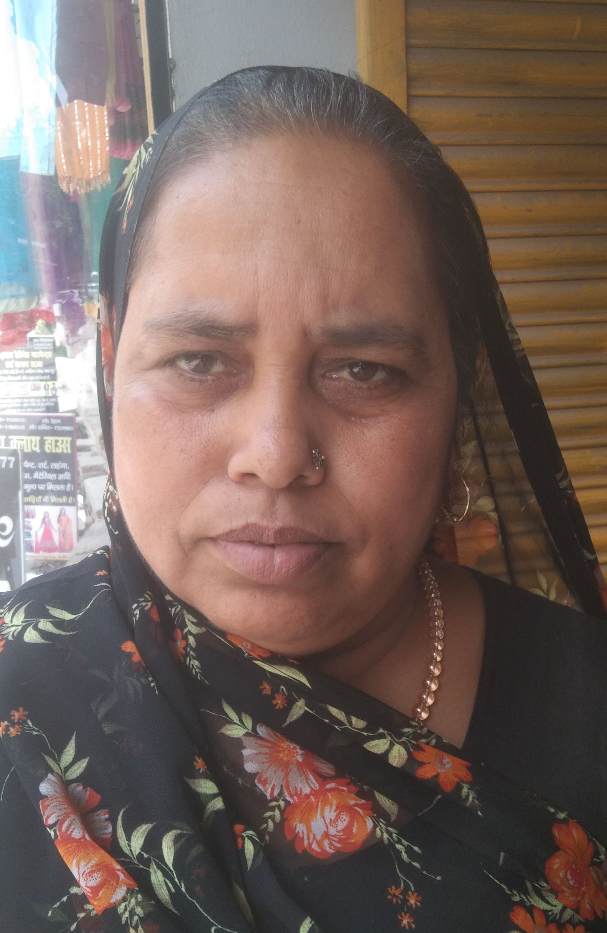 निगोही में नाला बंद होने की वजह से सड़क पर भरा पानी। संवाद निगोही में नाला बंद होने की वजह से सड़क पर भरा पानी। संवाद