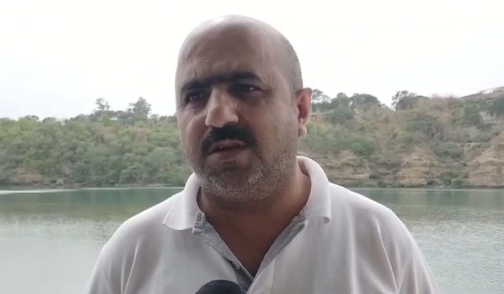 सतलुज दरिया पर लग रहे फ्लोटिंग सोलर प्लांट का दृश्य सतलुज दरिया पर लग रहे फ्लोटिंग सोलर प्लांट का दृश्य