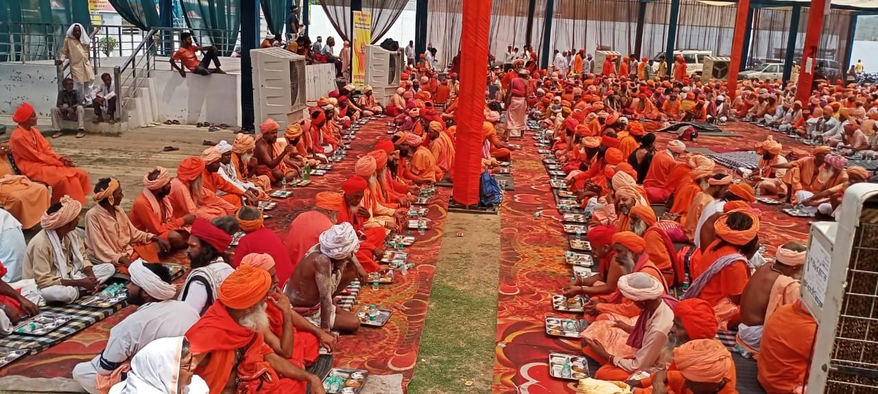 07जेएनडी17-कार्यक्रम के दौरान उपस्थित बाबा बालक नाथ। संवाद 07जेएनडी17-कार्यक्रम के दौरान उपस्थित बाबा बालक नाथ। संवाद