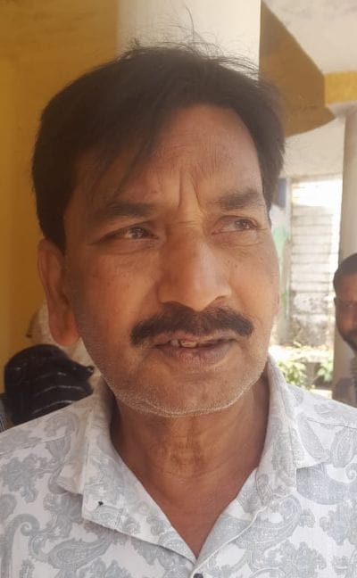 जाहिद हुसैन । जाहिद हुसैन ।