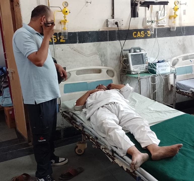 द्रंग क्षेत्र के समीप मैगल में कार दुर्घटना में घायल जोनल अस्पताल में उपचाराधीन। संवाद द्रंग क्षेत्र के समीप मैगल में कार दुर्घटना में घायल जोनल अस्पताल में उपचाराधीन। संवाद