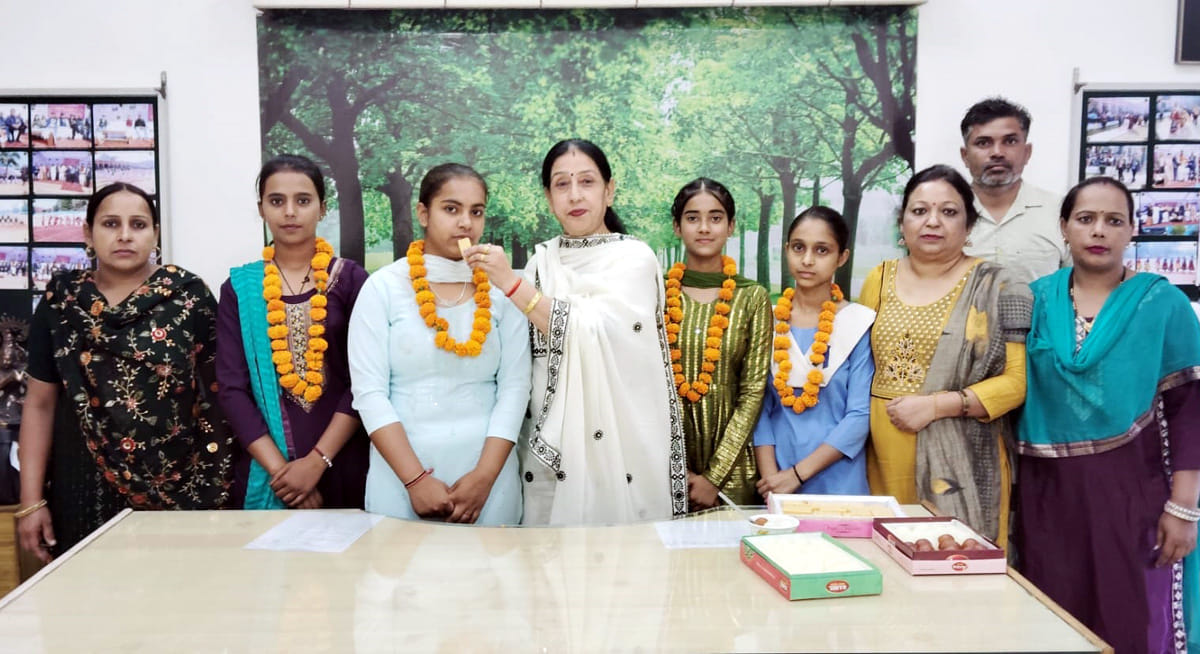 कुरुक्षेत्र। सहज।