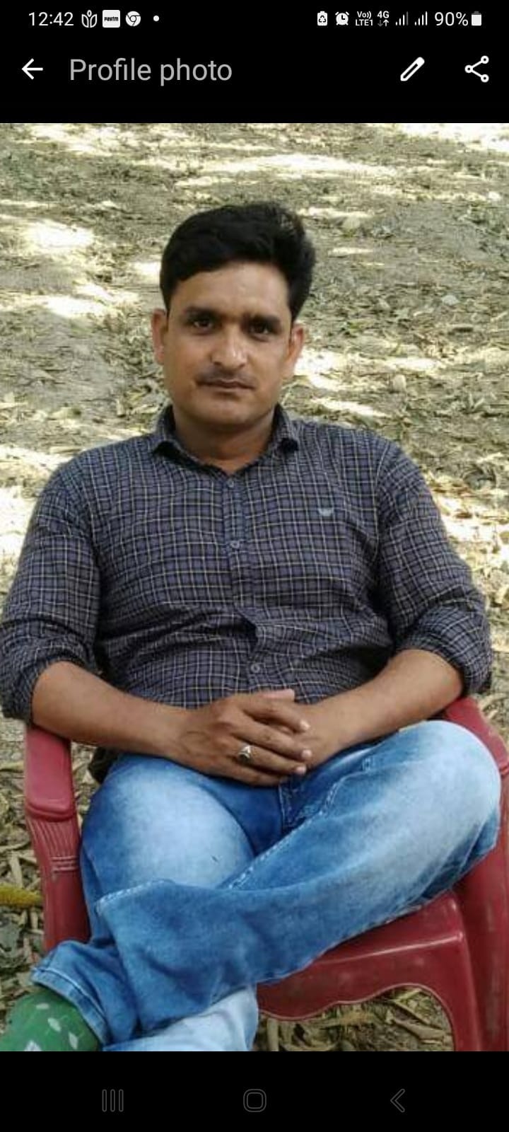 अवनीश त्रिगुणायत । अवनीश त्रिगुणायत ।