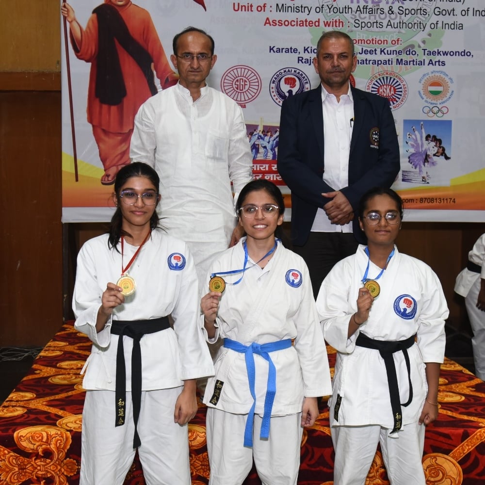 एमडीयू के खेल विभाग में आयोजित फिट इंडिया मार्शल आर्ट खेल प्रतियोगिता में खेलते प्रतिभागी खिला एमडीयू के खेल विभाग में आयोजित फिट इंडिया मार्शल आर्ट खेल प्रतियोगिता में खेलते प्रतिभागी खिला