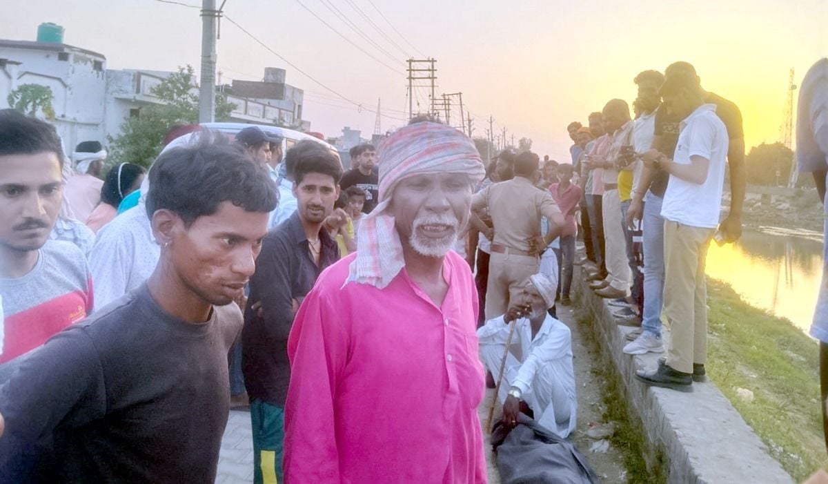 20जेएनडी 31: घटना की जानकारी देते हुए परिजन। संवाद 20जेएनडी 31: घटना की जानकारी देते हुए परिजन। संवाद